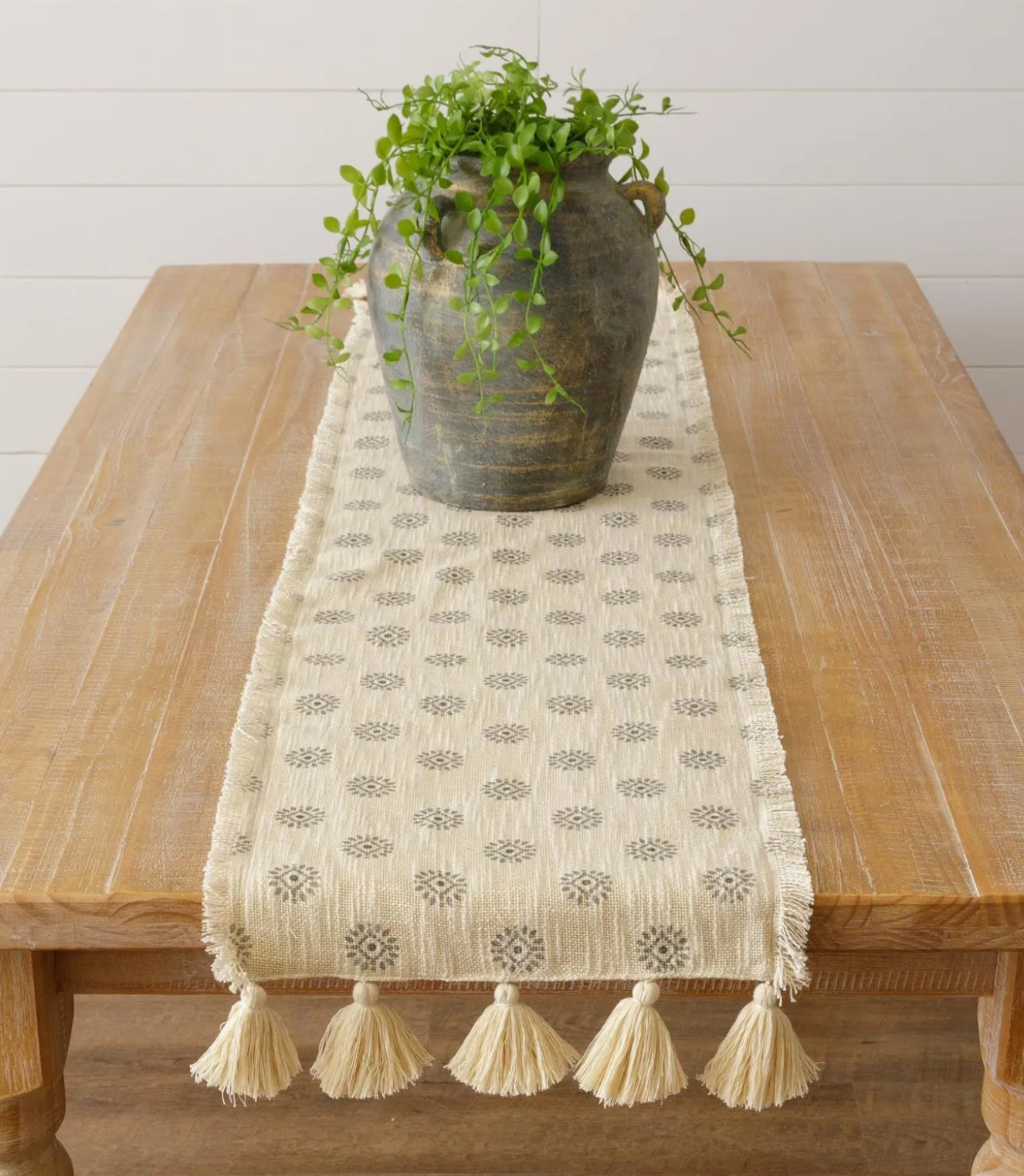 Floral Table Runner – Whimsical Cotton Accent for Cottage Décor